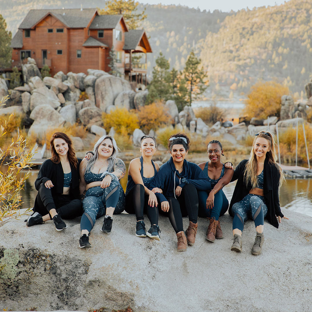 We're searching for our 2020 POPFLEX POWERGIRLS to hook up with free activewear! 👆