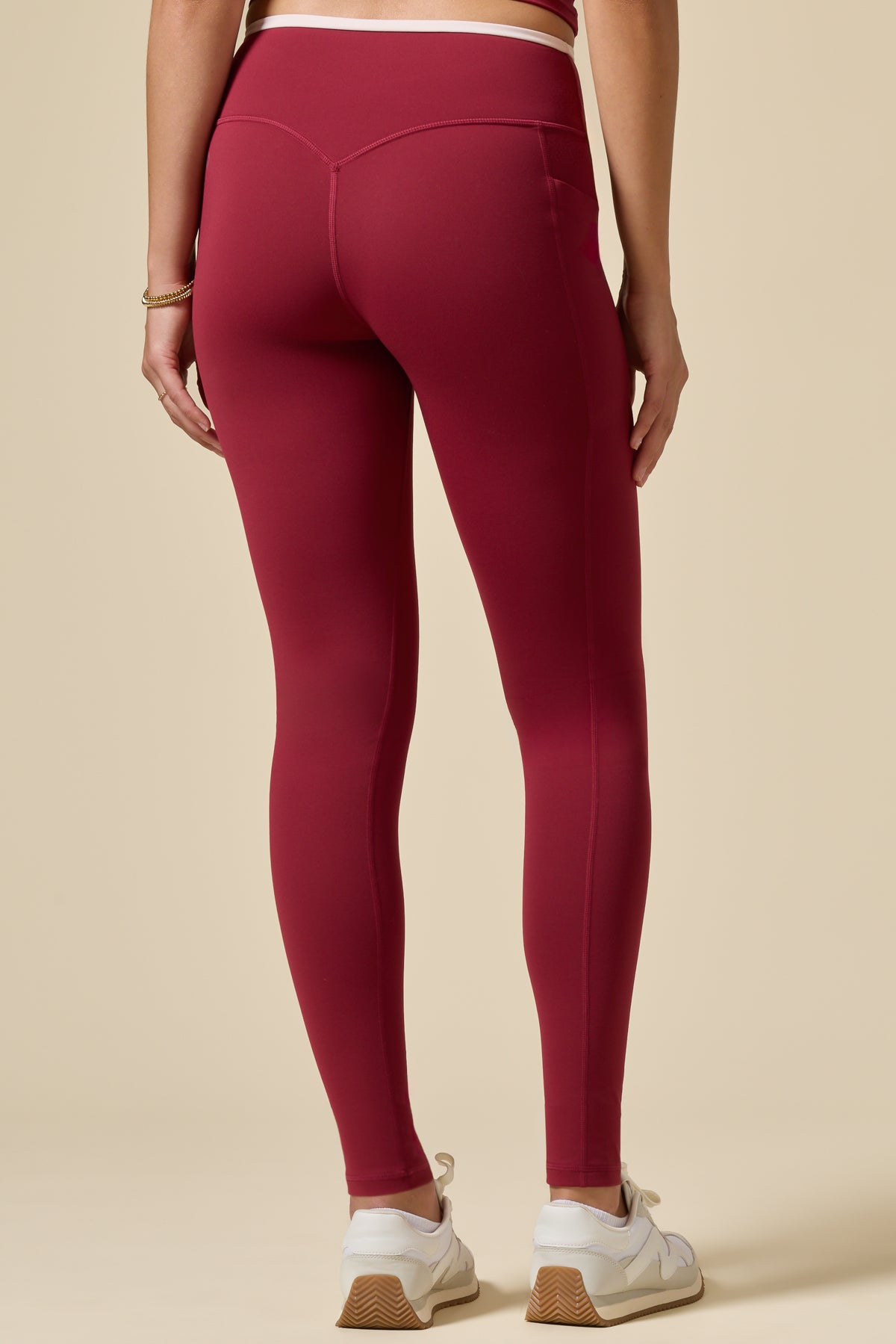Crisscross Hourglass® Legging with Pockets - Ruby Contrast