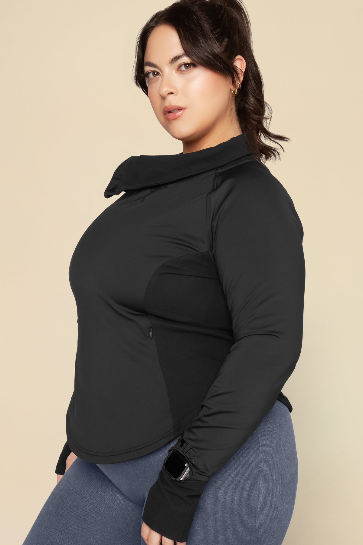 Chasing Pavements Mockneck Pullover - Black – POPFLEX®