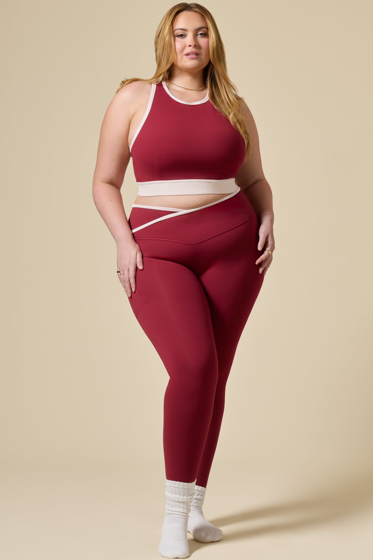 Crisscross Hourglass® Legging with Pockets - Ruby Contrast