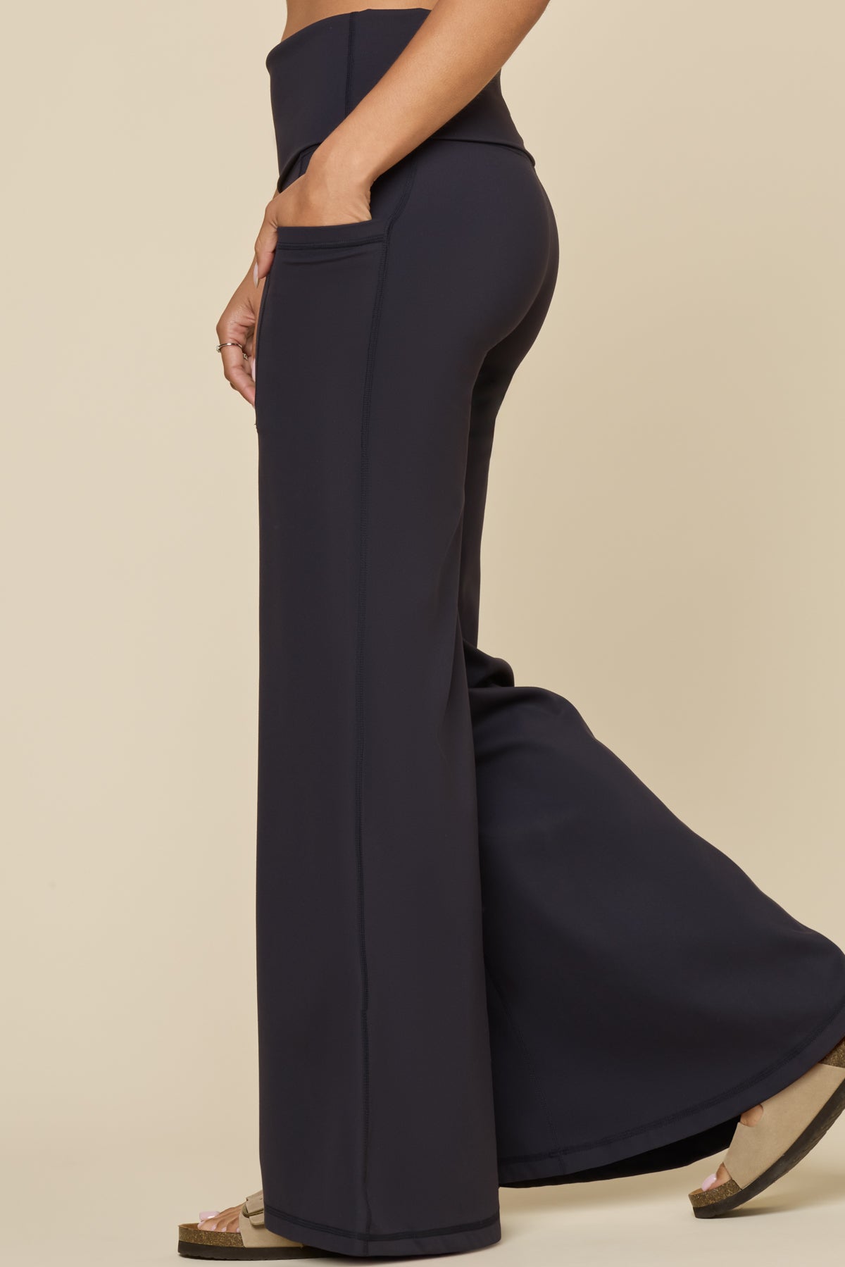 Foldover Wide Legging - Cool Black