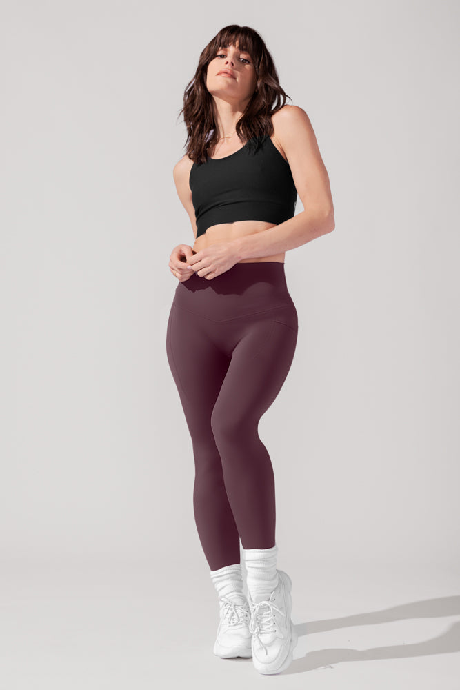 Popflex Supersculpt™ Flared Leggings with Pockets (Soft Touch) - Black,  Women's Fashion, Activewear on Carousell
