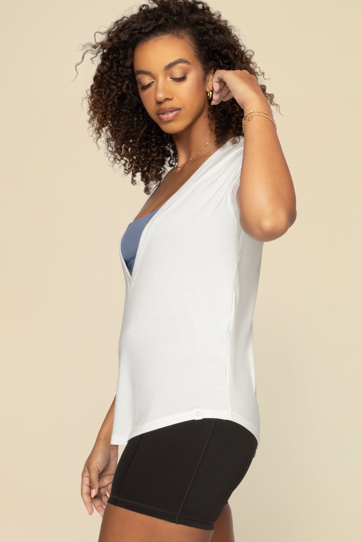 Reversible Deep V Tee - Cream – POPFLEX®