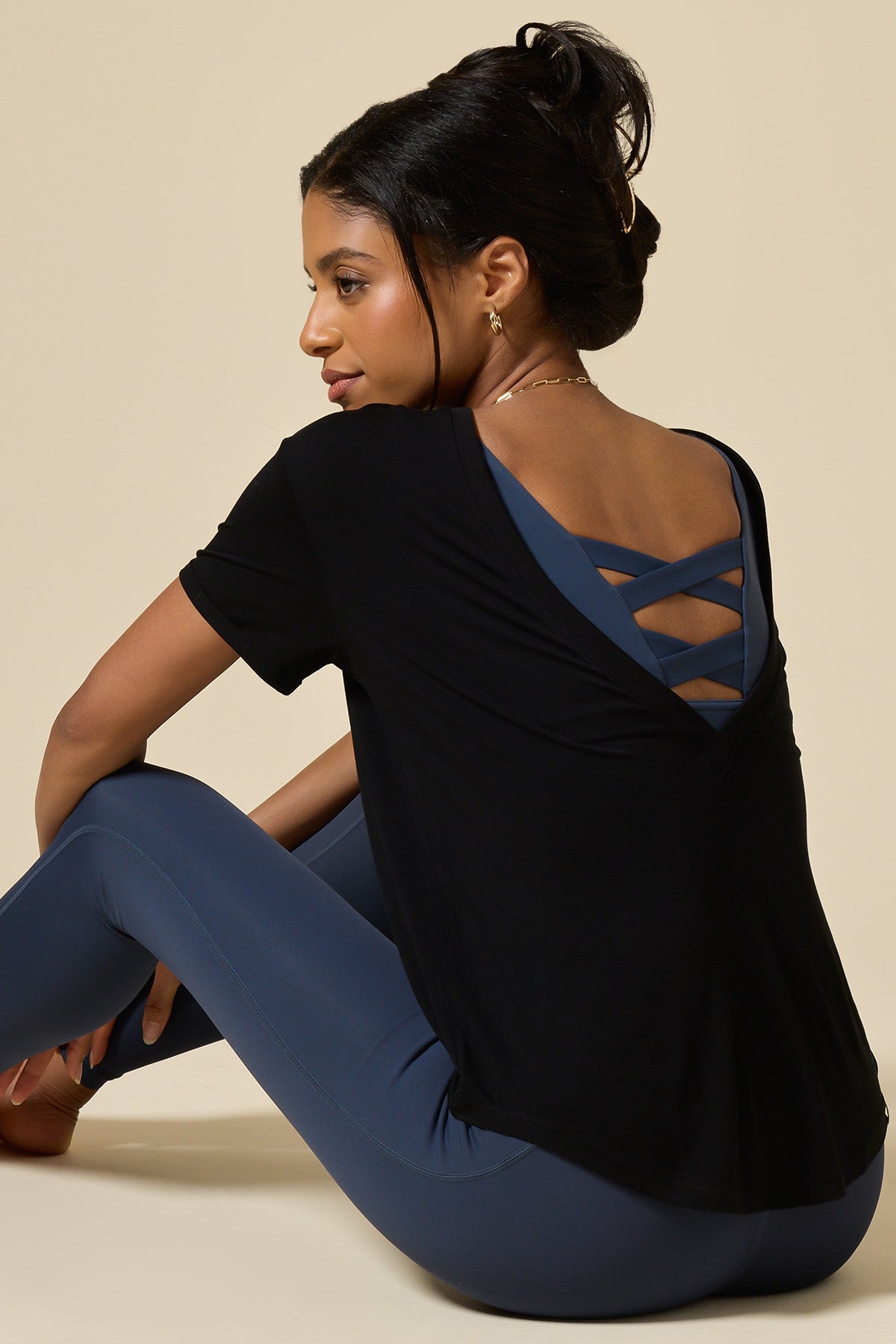 Reversible Deep V Tee - Black