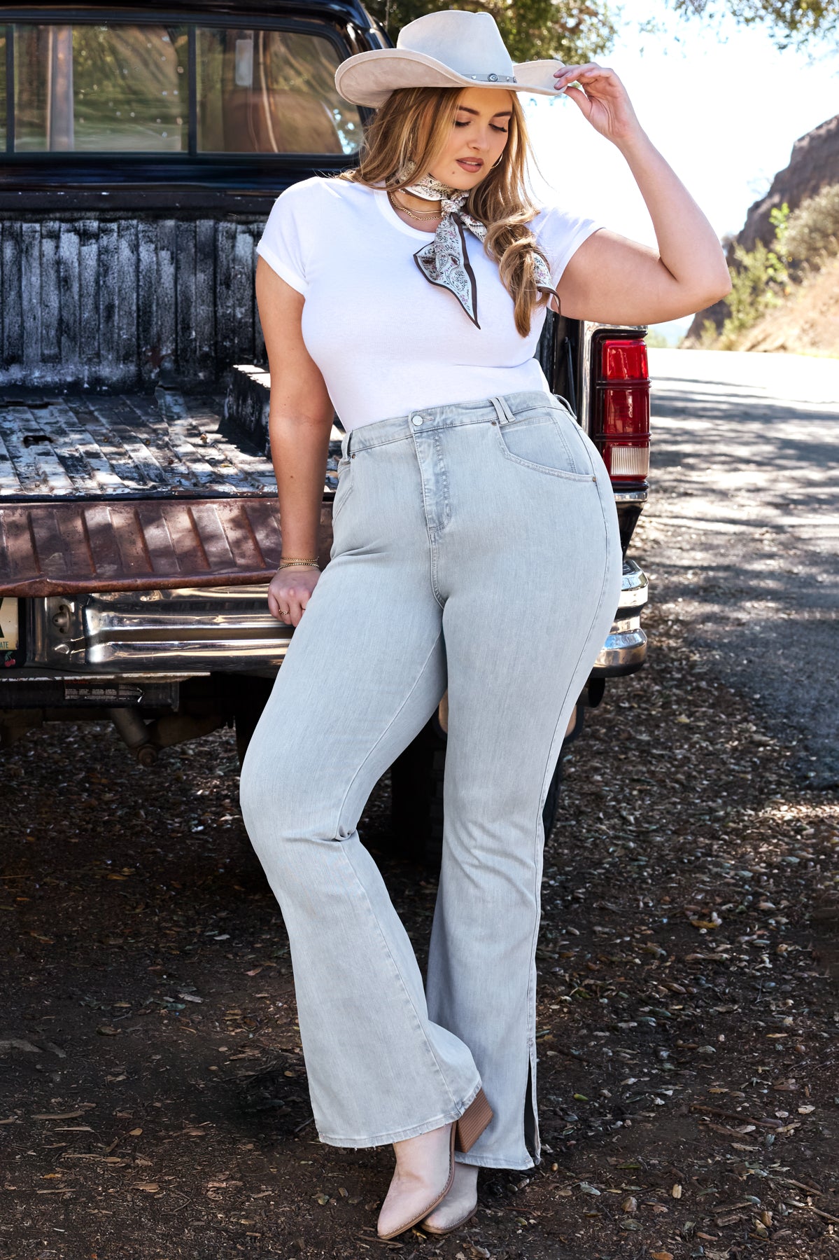 Superstretch Bootcut Flare Jeans - Light Wash