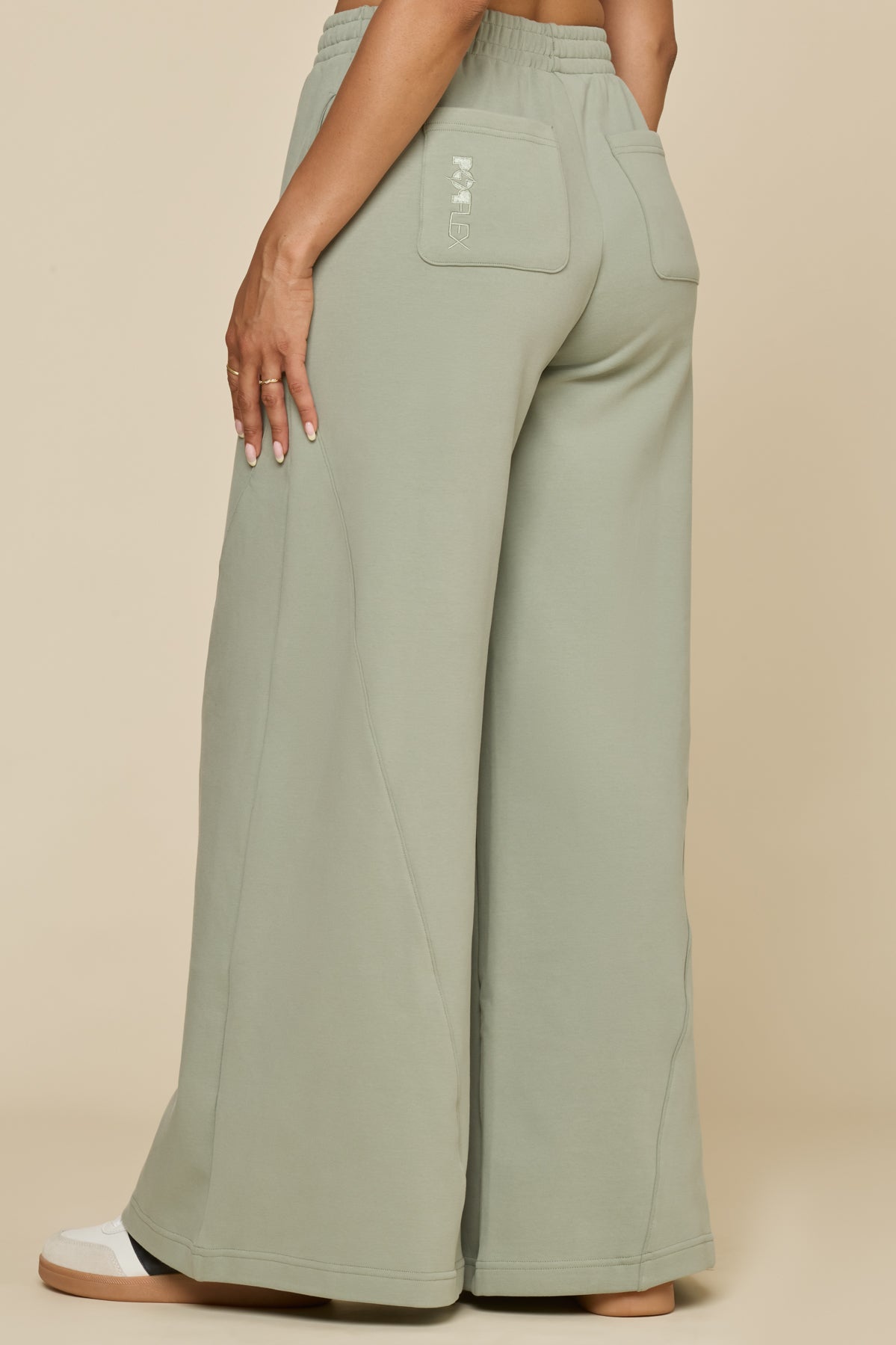 Superwide Sweatpant - Light Sage